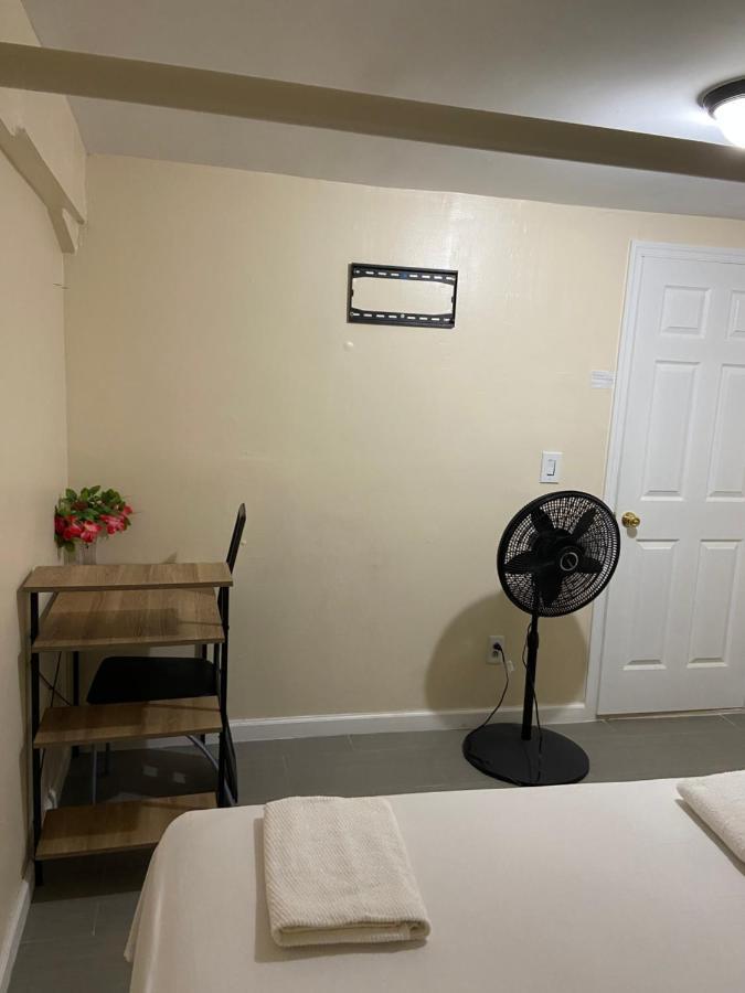 A Delightful Room In Queens Nova York Exterior foto